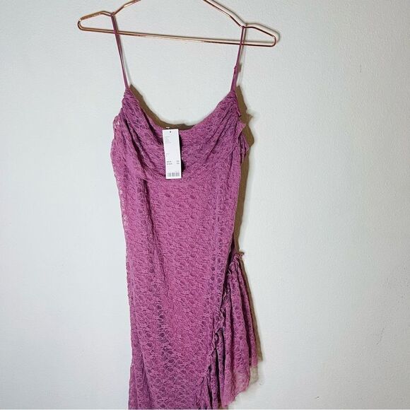 NWT Urban Outfitters Tierra Lace Purple Asymmetrical Midi Dress Large - Picture 4 of 10